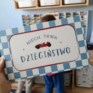 Niech trwa dzieciństwo - tabliczka